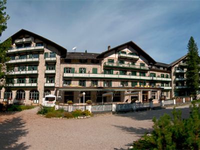 Hotel Pragser Wildsee