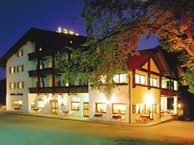 Hotel-Camping Gisser