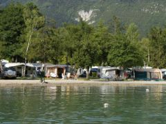 Camping Le Lac Bleu