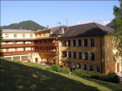 Alpenhof Hotelbetriebs