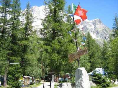 Camping Grandes Jorasses