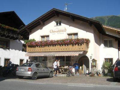 Hotel Chavalatsch ***